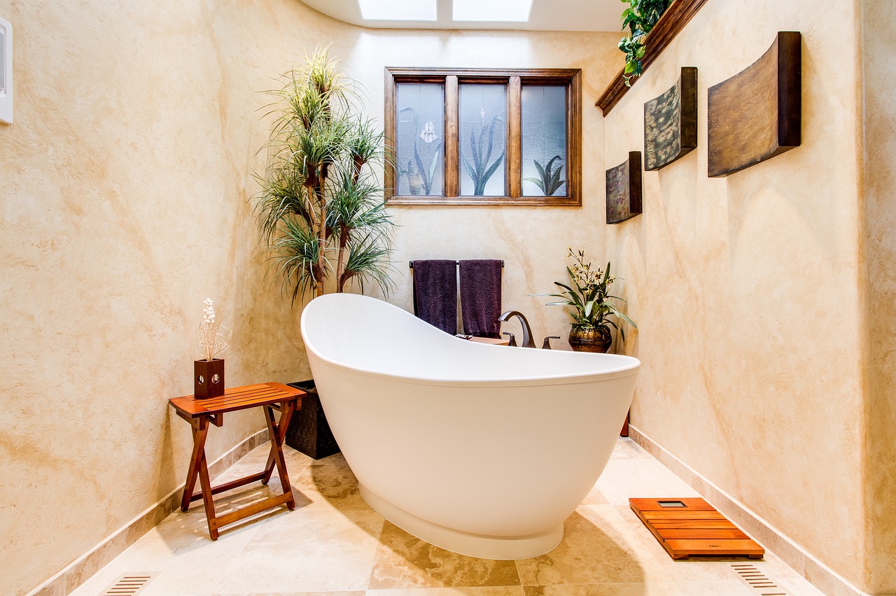 How to Optimize Space in a Small Bathroom